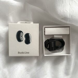 Samsung Galaxy Buds Live Box